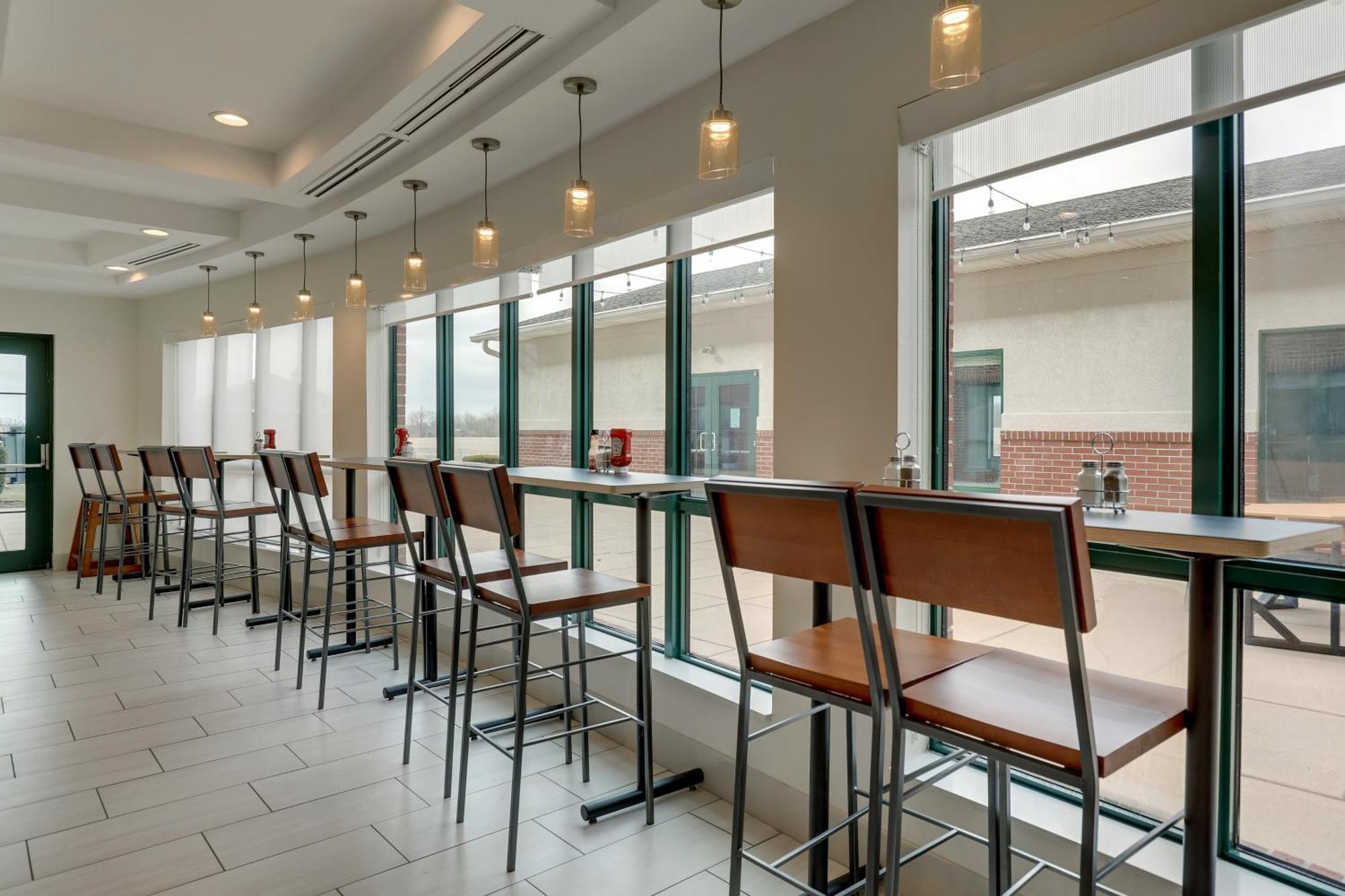 Holiday Inn Express Hotel & Suites Bryan-Montpelier By Ihg Holiday City Exteriör bild
