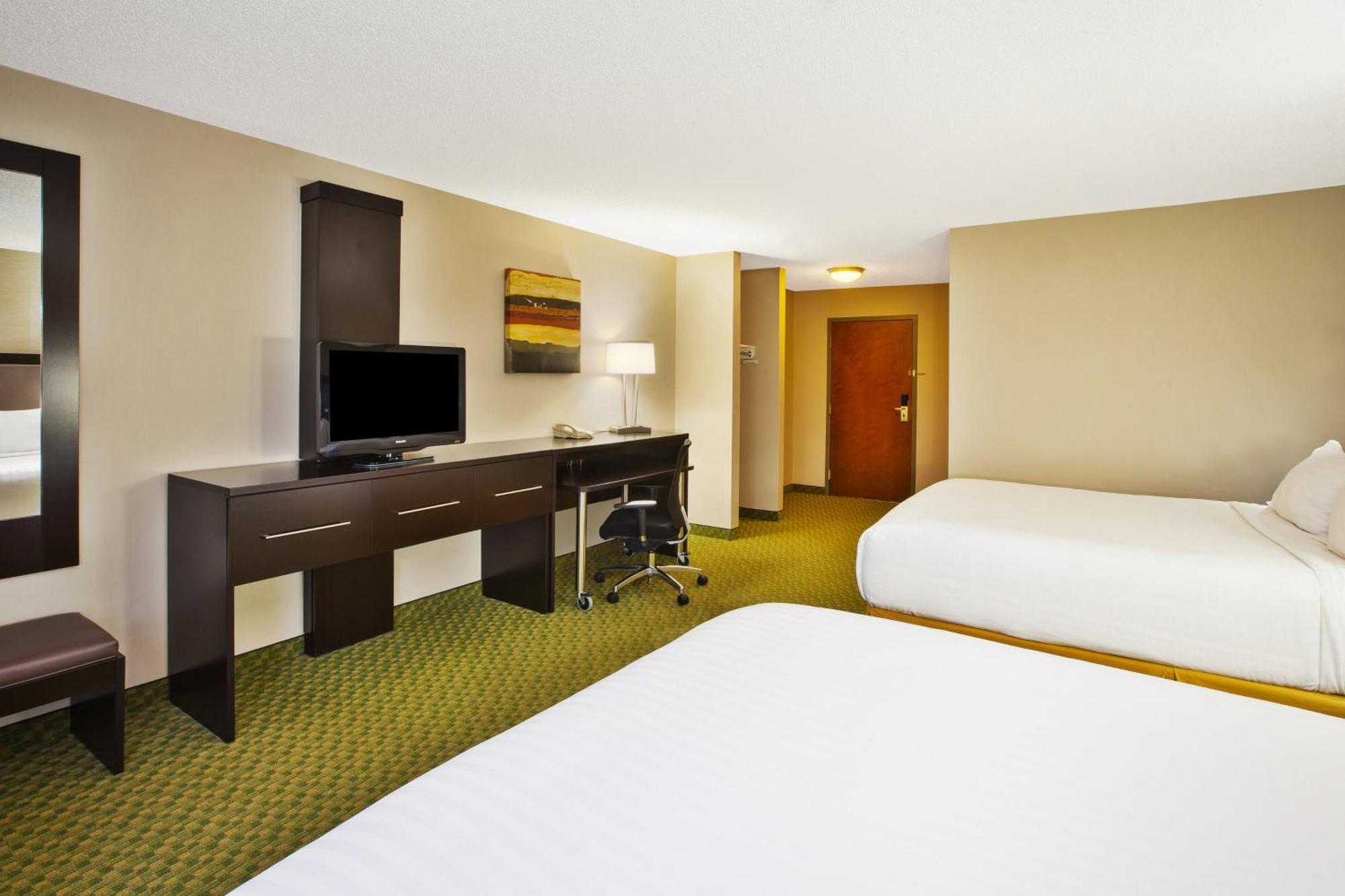 Holiday Inn Express Hotel & Suites Bryan-Montpelier By Ihg Holiday City Exteriör bild